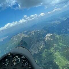 Flugwegposition um 13:07:47: Aufgenommen in der Nähe von Eisenerz, Österreich in 2749 Meter